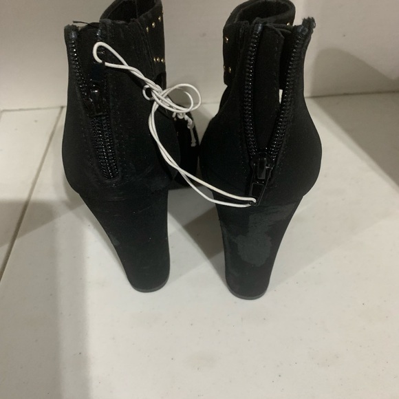 8 PAIRS WOMENS SHOES SIZE 8 / 1 MENS SIZE 11 BUNDLE - Picture 6 of 16